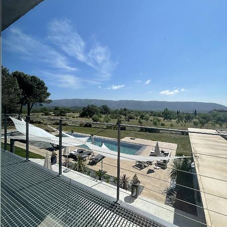 Bed and Breakfast Les Pins Du Luberon Coustellet Экстерьер фото